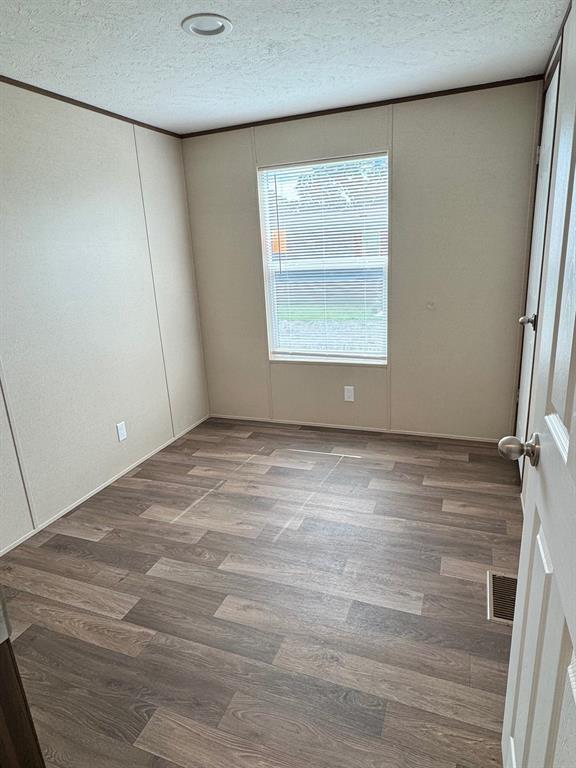 Building Photo - 20452 Vick Dr