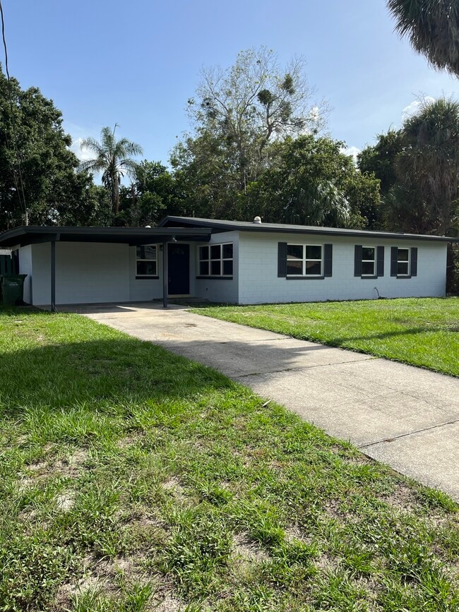 Primary Photo - 1637 Normandy Way
