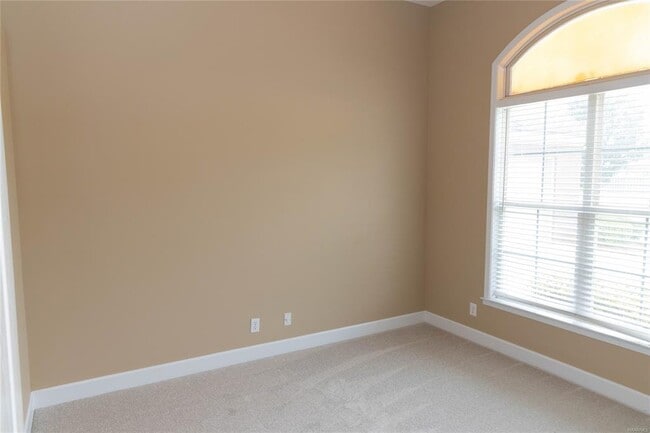 Building Photo - 9541 Lochworth Ct