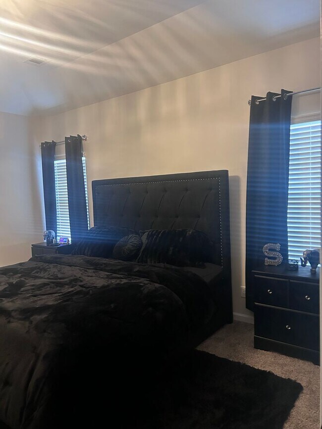 Building Photo - Special Offer: Rent for May is waived. First rent payment is due June 1st. Up to two small pets a...