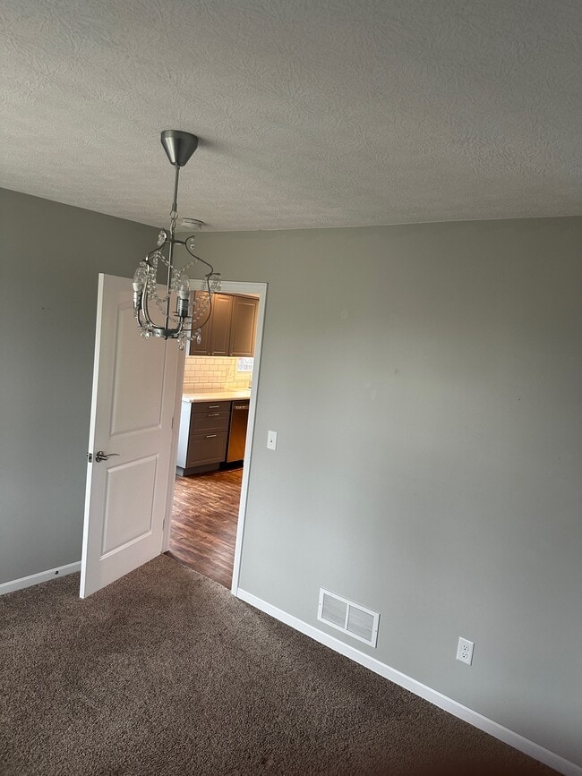 Building Photo - 6601 County Rd 625