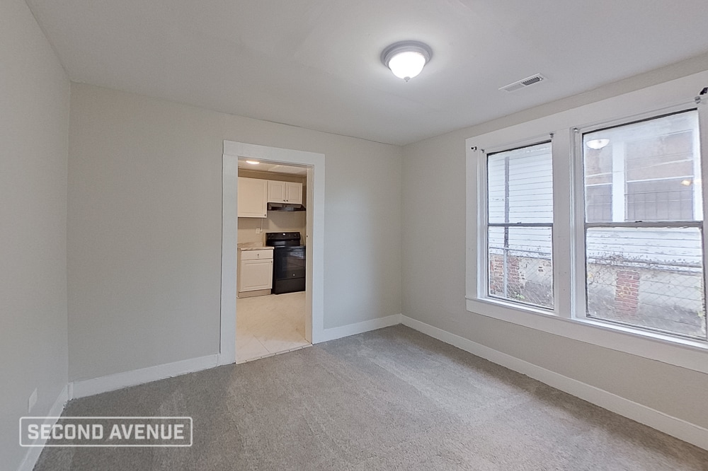 Building Photo - 1709 1st St S