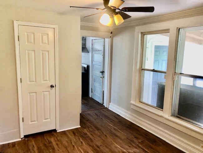 Building Photo - $500 OFF FIRST MONTH'S RENT-COMPLETE REMODEL-NORTH SHREVEPORT-BLANCHARD AREA