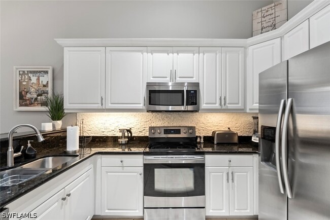 Building Photo - 6051 Shallows Way