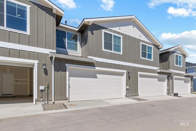 Building Photo - 4234 W Cirrus Ln