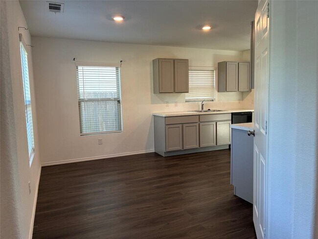 Building Photo - 6133 Dunsmore Cyn Ln