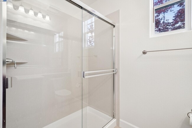 Building Photo - 454 Bengali Ct
