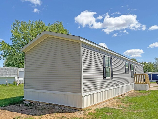 Building Photo - 781 W Walcott Rd