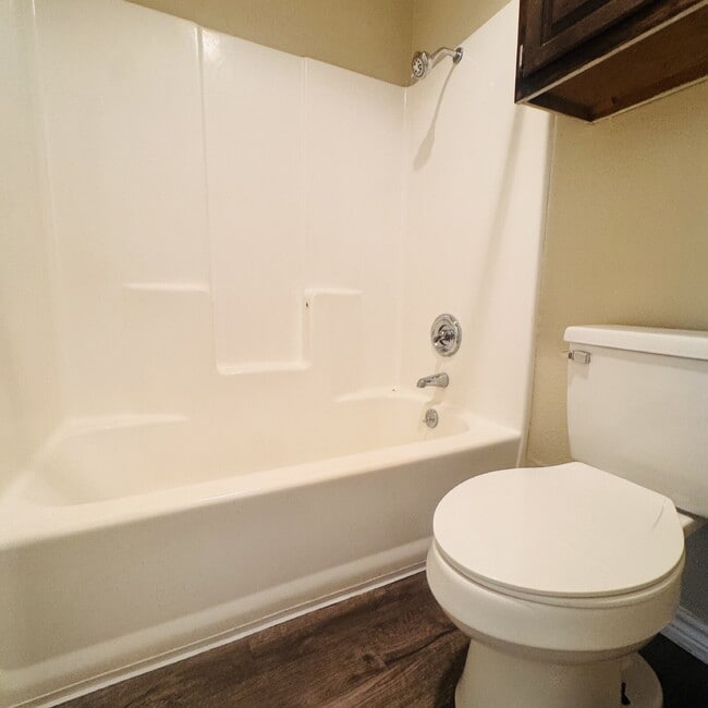 Building Photo - Welcome home to your new oasis at Camden Condominium in Groves, TX!