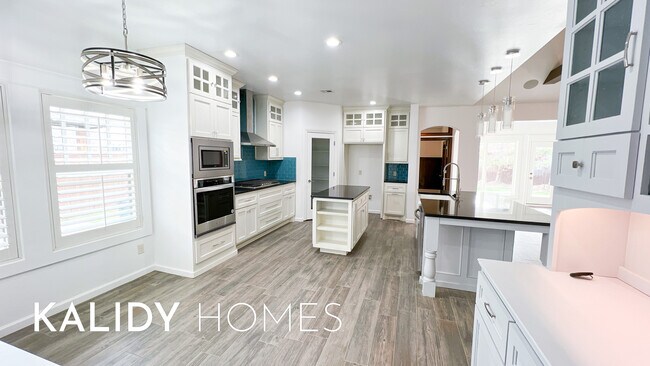 Building Photo - 13504 Rock Canyon Rd