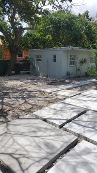 Building Photo - 146 NW 56th St