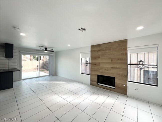 Building Photo - 4580 Allenford Dr