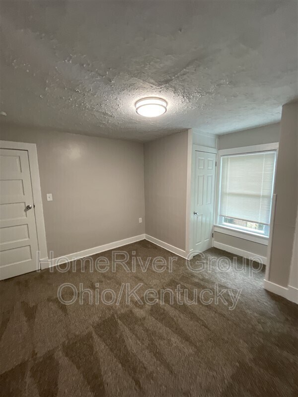 Building Photo - 1251 Phillips Ave