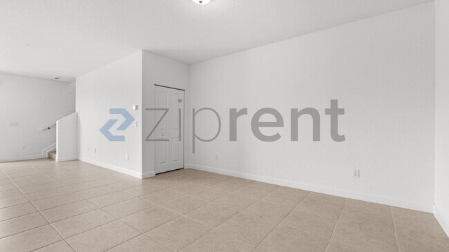 Building Photo - Unit
