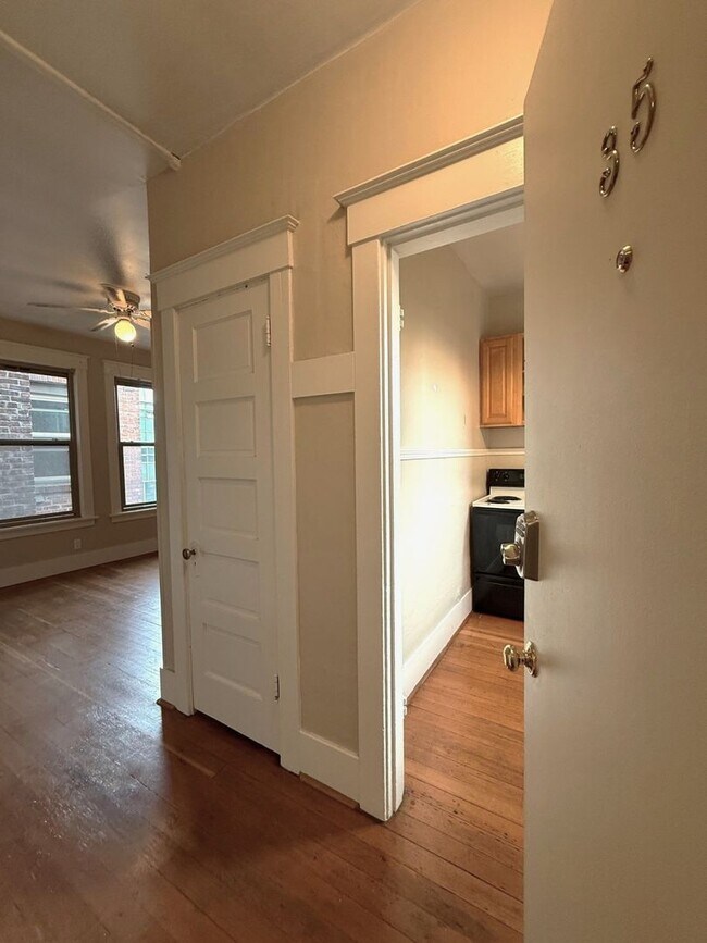 Interior Photo - Taft Apartments