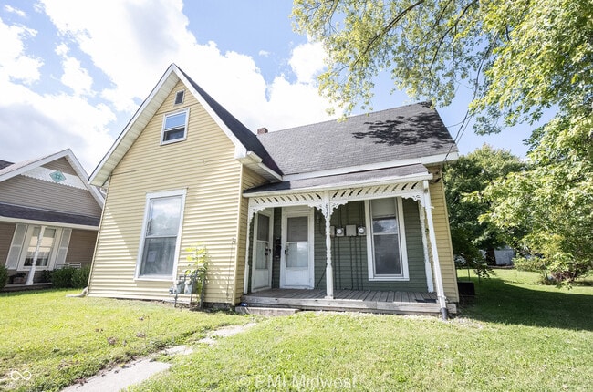 Primary Photo - 632 S State St