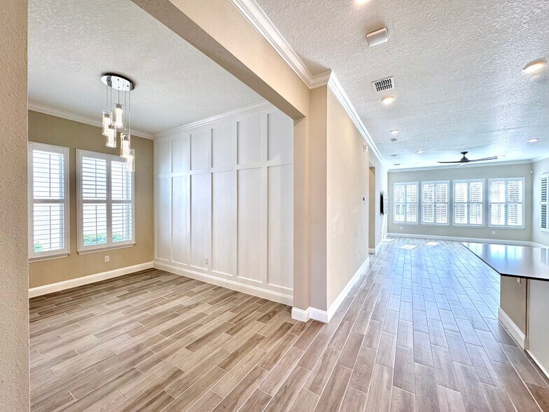 Building Photo - 68 Furrier Ct