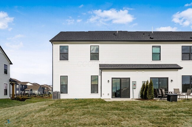 Building Photo - 5494 Dutch Ln