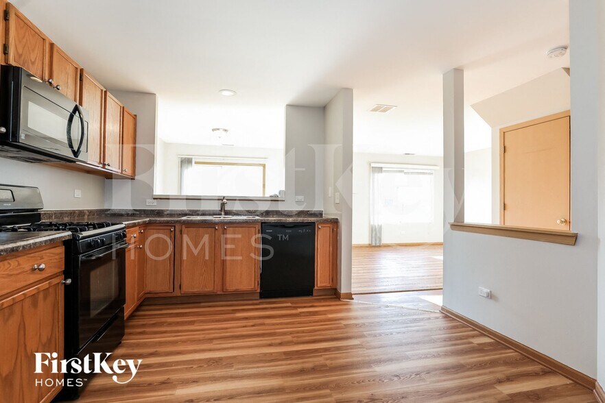 Building Photo - 508 Springwood Dr