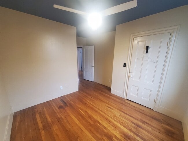 Building Photo - 866 Dorchester Ave