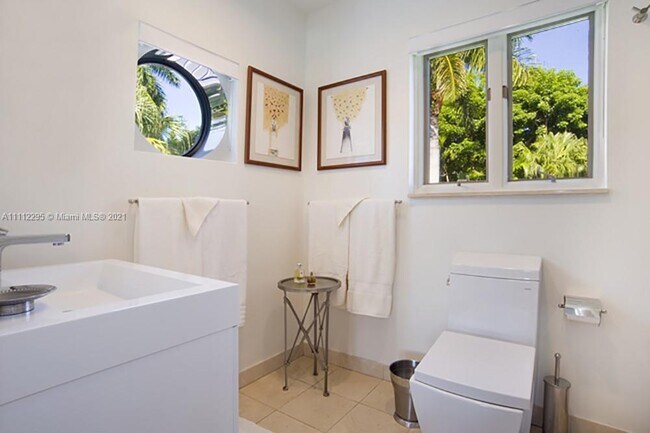 Building Photo - 1515 22nd St