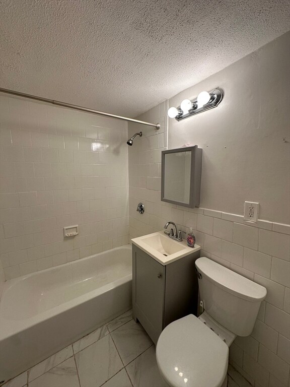 Building Photo - 32 Annese Rd