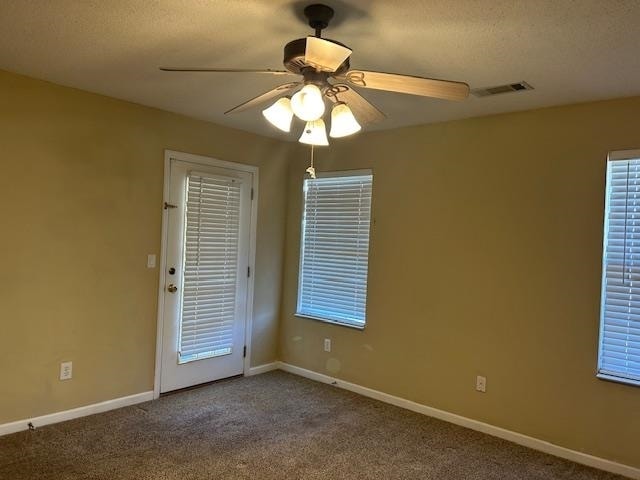 Building Photo - 1038 High Meadow Dr