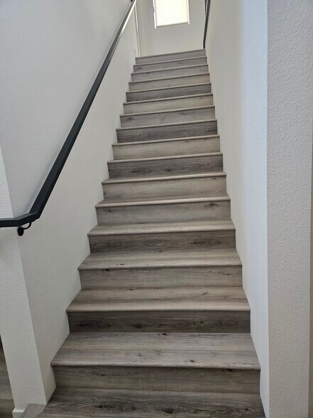 Building Photo - 1639 Corte Medialuna