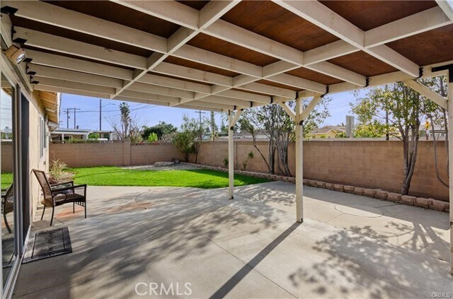 Building Photo - 16421 Laura Way