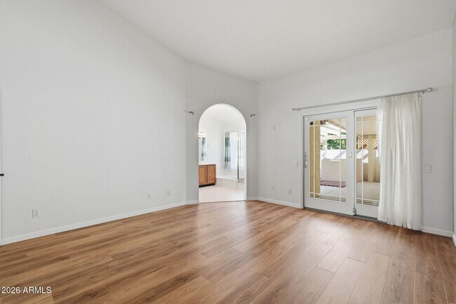 Building Photo - 1365 N Diane Cir