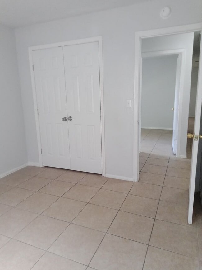 Building Photo - Bright & Beautiful 3BR Home in NE San Antonio