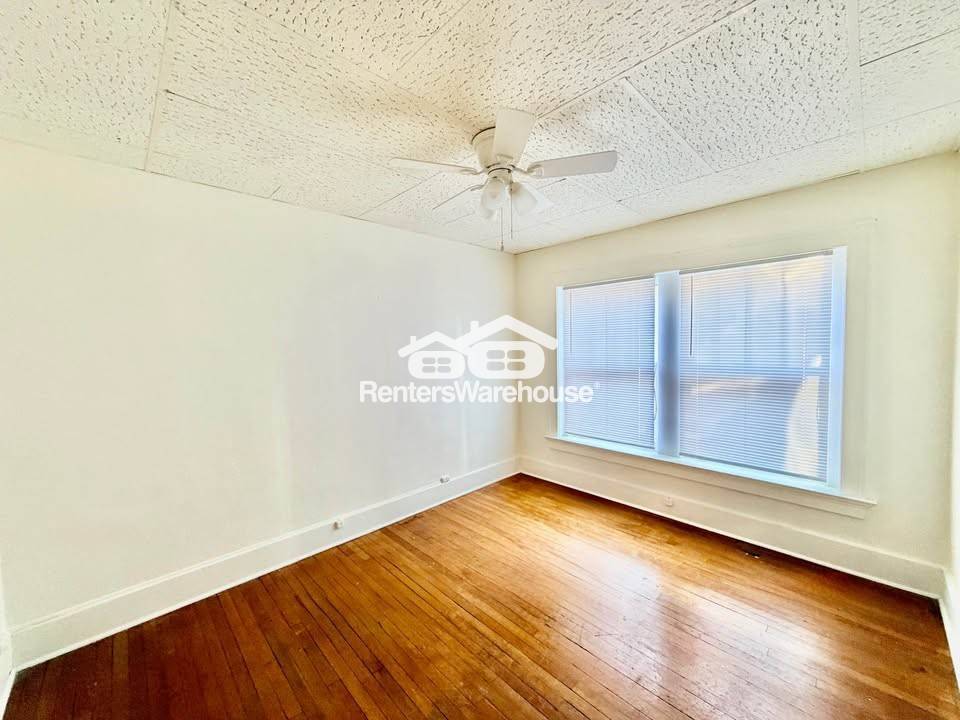 Building Photo - 3612 Ingersoll Ave