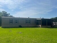 Building Photo - 1706 Southport Blvd