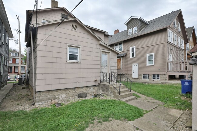 Building Photo - 93 Frambes Ave