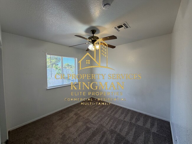Building Photo - Move-In Ready 4BR Home with New Flooring and RV Access