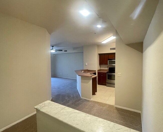 Building Photo - 1BR/1BA Altamonte Springs Condo with Brand...
