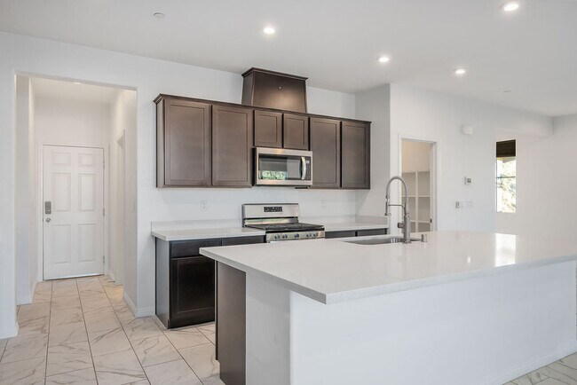 Building Photo - 4302 Eagle Island St