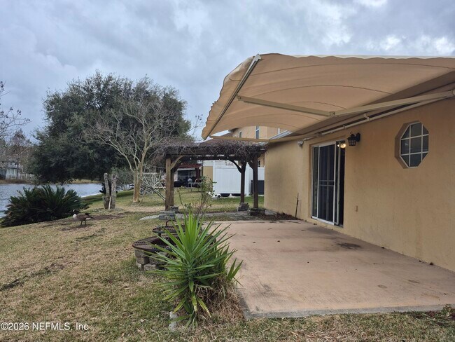 Building Photo - 1945 Millington Ln