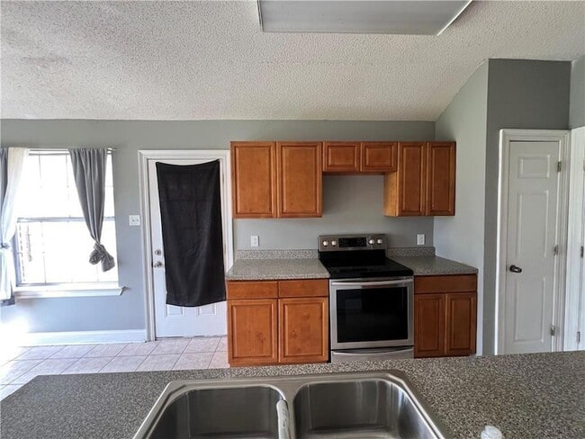 Building Photo - 5620 4th St