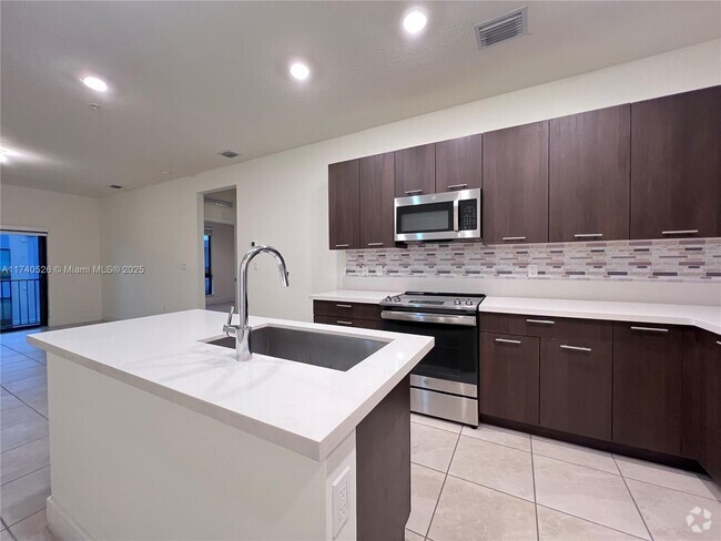 Building Photo - 8301 NW 41st St