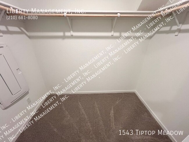 Building Photo - 1543 Tiptop Mdw