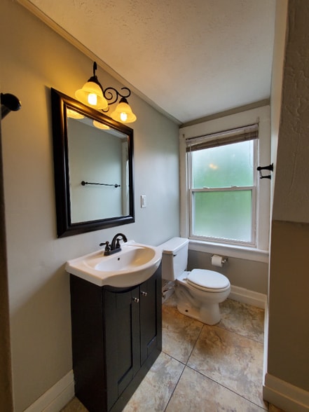 Building Photo - 1494 Michigan Ave