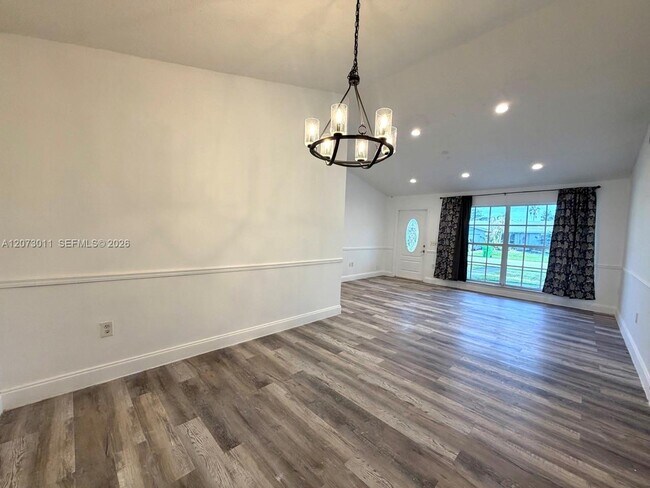 Building Photo - 11641 NW 42nd St