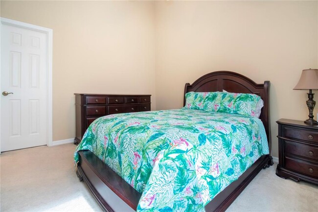 Building Photo - 275 Dahlia Ct