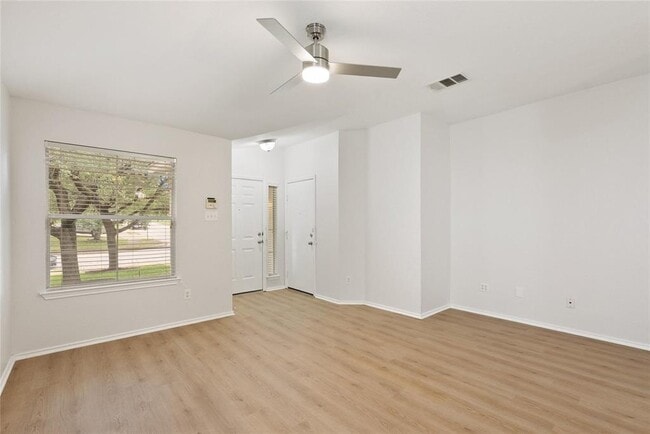 Building Photo - 437 Sweet Leaf Ln