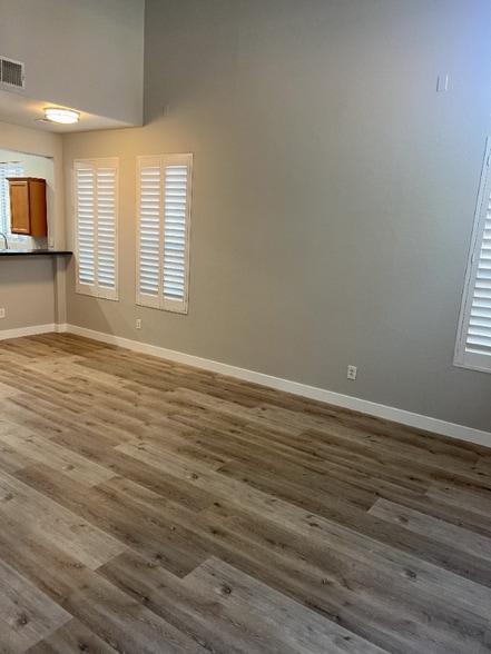 Building Photo - 1225 N 36th St