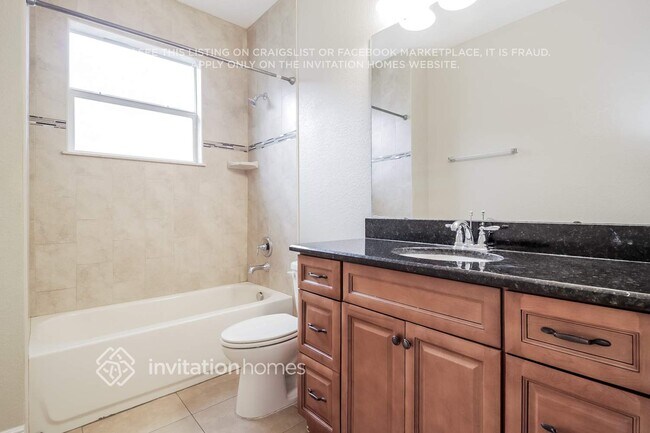 Building Photo - 521 Hibiscus Cove Dr