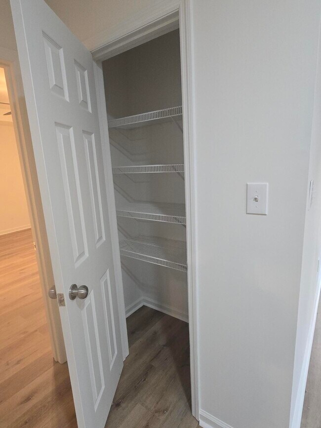 Building Photo - 496 Connemara Trail