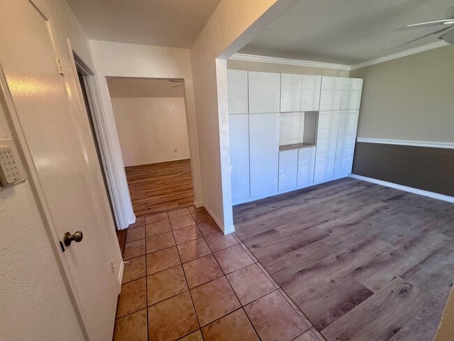 Building Photo - 2006 Seagate Ln