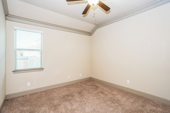 Building Photo - Discover Your Dream Home in Cypress, TX